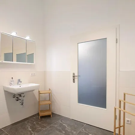 2 Apartamento *